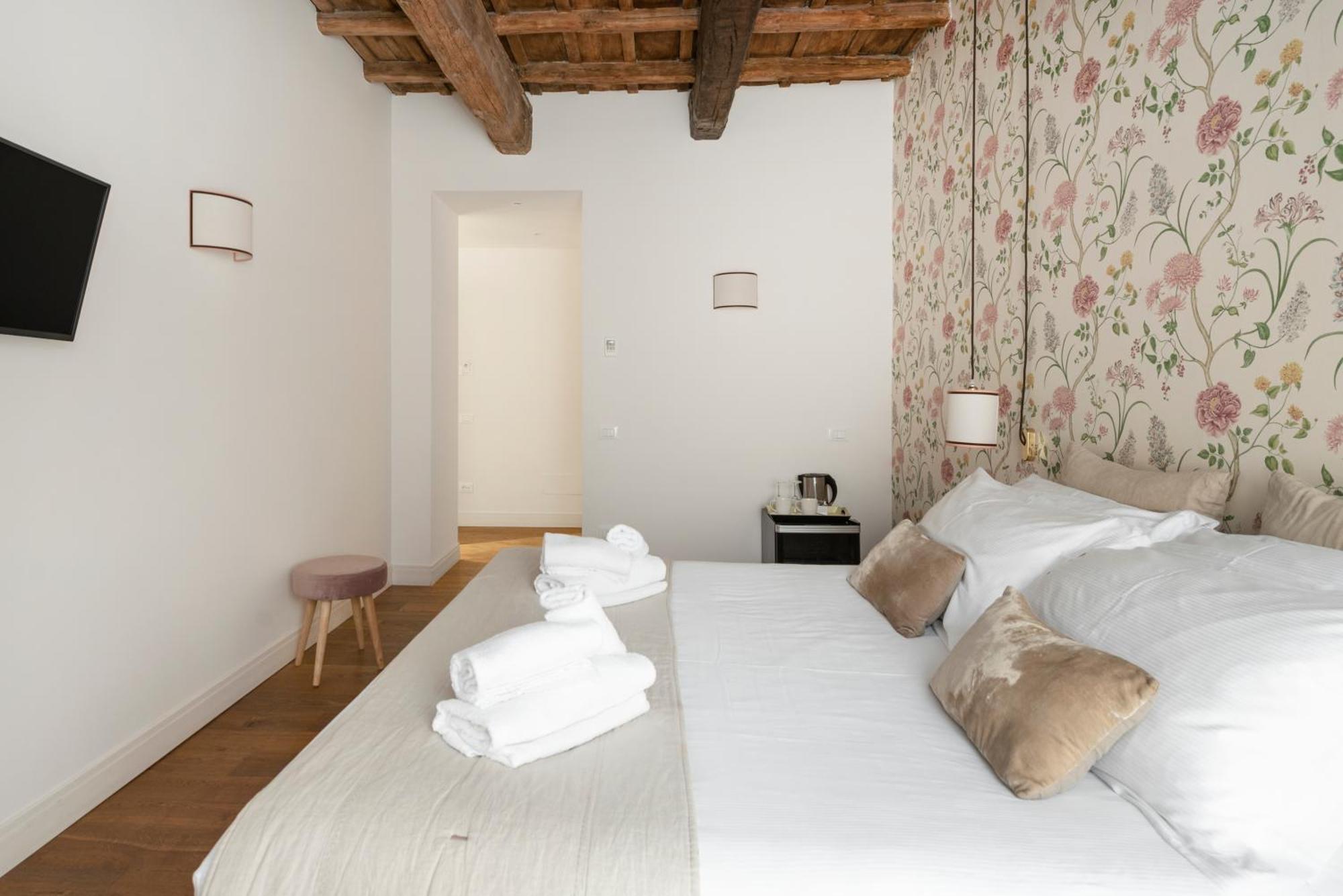 I Fiori De' Mario Suites Рим Экстерьер фото